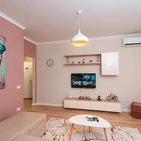 Loris 205 Apartment *